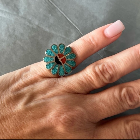 Vintage Turquoise Flower Ring Size 5 990 Sterling Silver - Picture 1 of 5